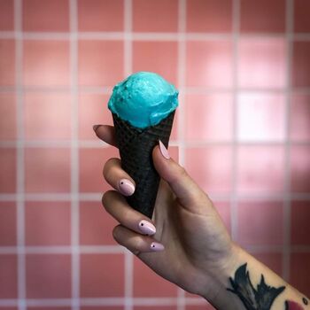 Vegan ice cream & coffee
